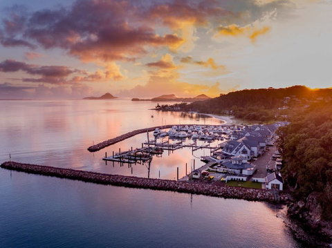 Anchorage Port Stephens - Sydneys Hotel 2