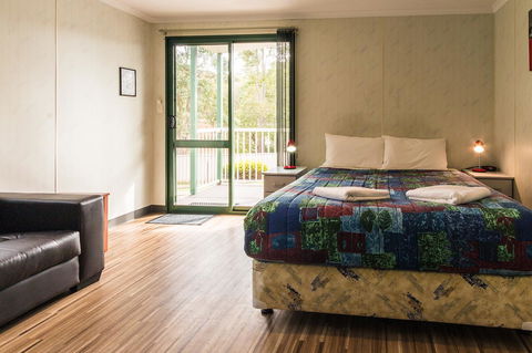 Riverview Tourist Park - Sydneys Hotel 14