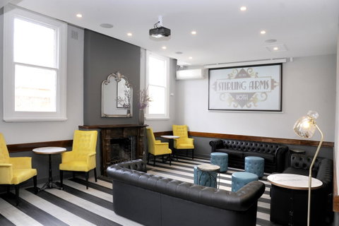 The Stirling Arms Hotel - Sydneys Hotel 17