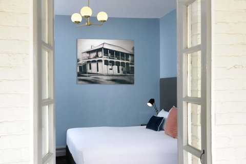 The Stirling Arms Hotel - Sydneys Hotel 4