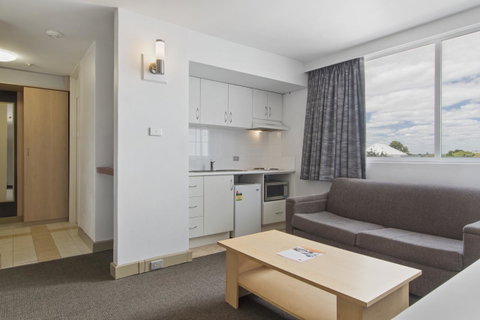 Metro Hotel Perth - Sydneys Hotel 26