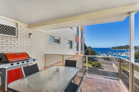 Laman Lodge, Unit 2, 15 Laman Street - Sydneys Hotel 12