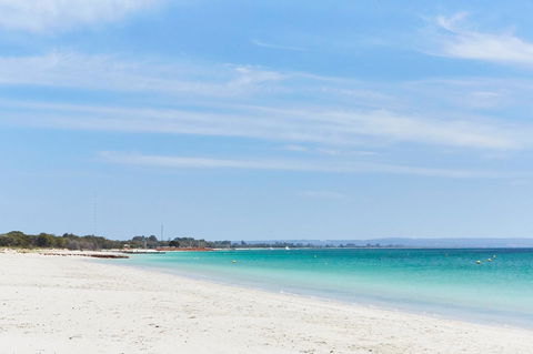 Cape View Beach Resort - Sydneys Hotel 10