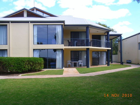 Cape View Beach Resort - Sydneys Hotel 35