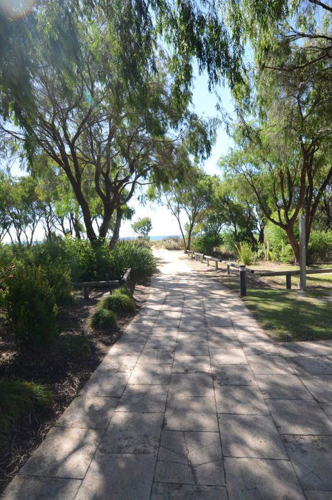 Cape View Beach Resort - Sydneys Hotel 39