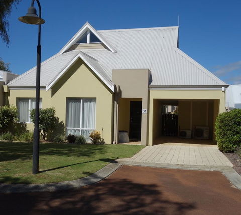 Cape View Beach Resort - Sydneys Hotel 20