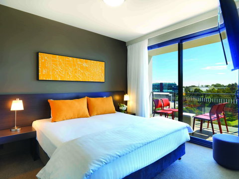 Punthill Norwest - Sydneys Hotel 16