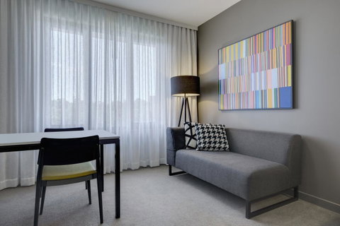 Punthill Norwest - Sydneys Hotel 10