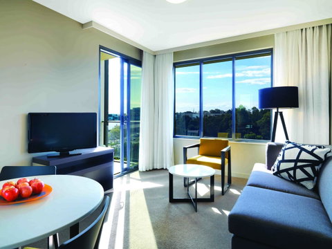 Punthill Norwest - Sydneys Hotel 17