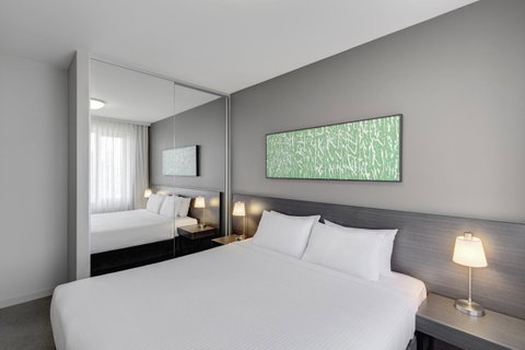 Punthill Norwest - Sydneys Hotel 12
