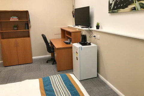 Morisset Serviced Apartments - Sydneys Hotel 10