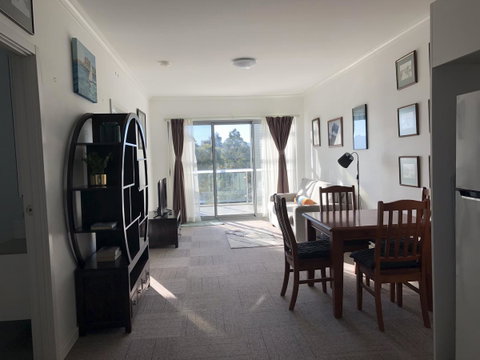 Morisset Serviced Apartments - Sydneys Hotel 4