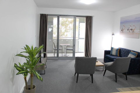 Morisset Serviced Apartments - Sydneys Hotel 6