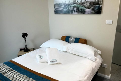 Morisset Serviced Apartments - Sydneys Hotel 11