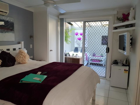 Nelson Bay Bed & Breakfast - Sydneys Hotel 2