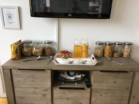 Nelson Bay Bed & Breakfast - Sydneys Hotel 17