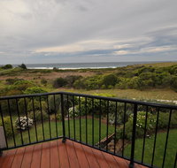 Beachfront Apartments - Sydneys Hotel