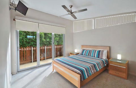 Crescent Head Spa Villa - Sydneys Hotel 3