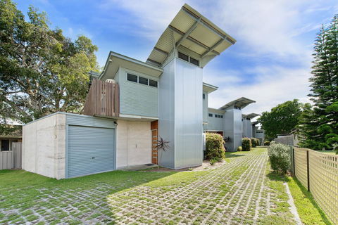 Crescent Head Spa Villa - Sydneys Hotel 0
