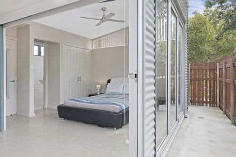 Crescent Head Spa Villa - Sydneys Hotel 6