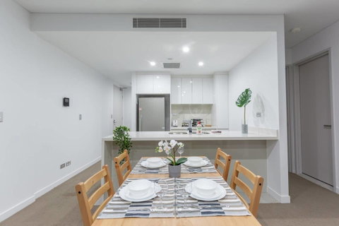 Inner City Stylish Apt Walk To Green Square - Sydneys Hotel 4