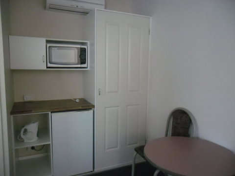 Ben Chifley Motor Inn - Sydneys Hotel 37
