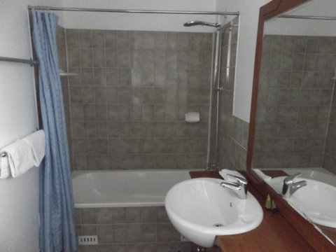 Ben Chifley Motor Inn - Sydneys Hotel 7