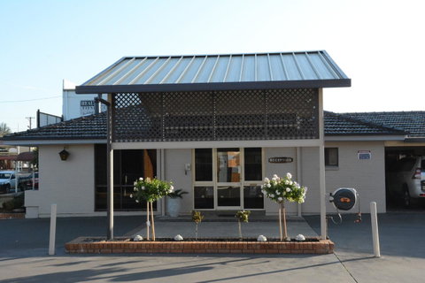 Ben Chifley Motor Inn - Sydneys Hotel 26