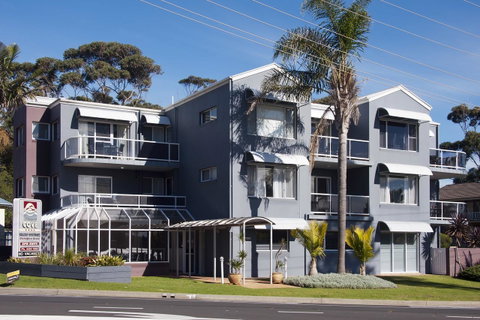 Mollymook Cove Apartments - Sydneys Hotel 0