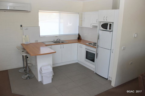 Mollymook Cove Apartments - Sydneys Hotel 12