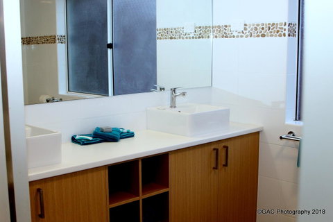 Mollymook Cove Apartments - Sydneys Hotel 28