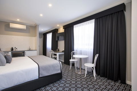 CH Boutique Hotel & Apartments, Ascend Hotel Collection - Sydneys Hotel 3