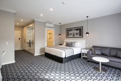 CH Boutique Hotel & Apartments, Ascend Hotel Collection - Sydneys Hotel 0