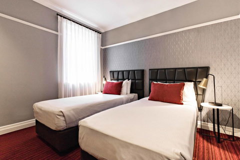 No 9 Springfield - Sydneys Hotel 20