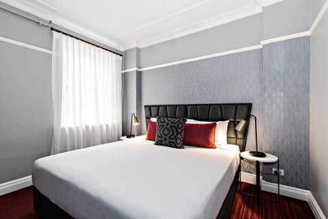 No 9 Springfield - Sydneys Hotel 26