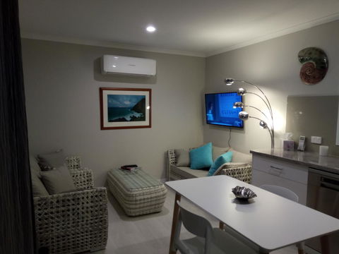 Sweet Spot Shellharbour - Sydneys Hotel 1