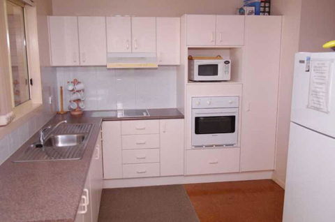 Bellhaven 2, 17 Willow Street - Sydneys Hotel 0