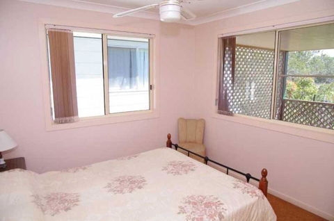 Bellhaven 2, 17 Willow Street - Sydneys Hotel 3