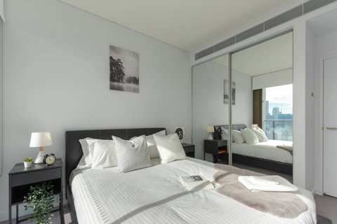 High Rise Apt In Heart Of Sydney Wt Harbour View - Sydneys Hotel 7