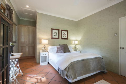 Thistle Hill Guesthouse - Walk To Many Wineries And Restaurants - Sydneys Hotel 27