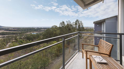 Oaks Cypress Lakes Resort - Sydneys Hotel 19