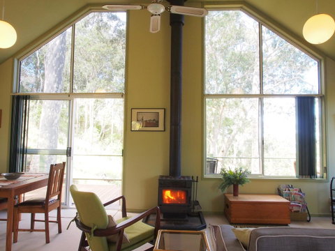 Bundle Hill Cottages - Sydneys Hotel 13