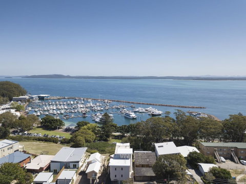 Marina Resort - Sydneys Hotel 2