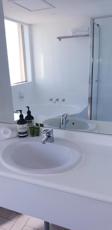 Marina Resort - Sydneys Hotel 44