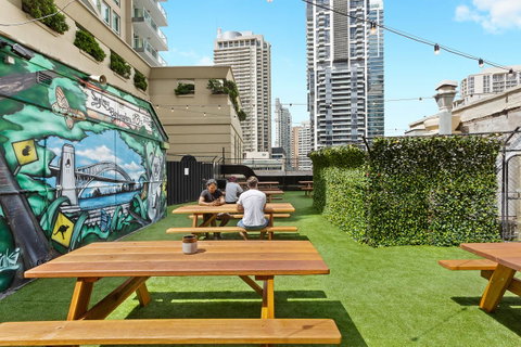 Summer House Sydney City - Formerly Sydney Backpackers - Sydneys Hotel 9