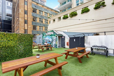 Summer House Sydney City - Formerly Sydney Backpackers - Sydneys Hotel 8
