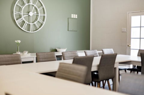 Bundanoon Country Inn Motel - Sydneys Hotel 3