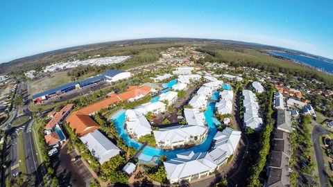 Oaks Port Stephens Pacific Blue Resort - Sydneys Hotel 3