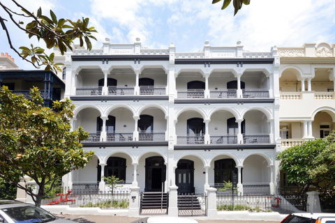 Hotel Challis Potts Point - Sydneys Hotel 0