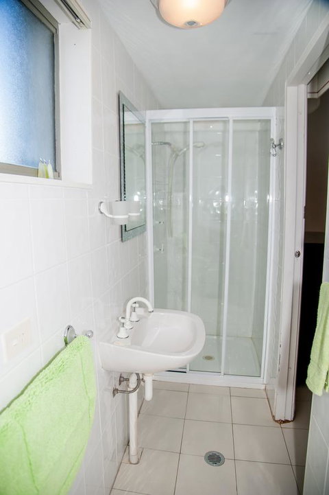 Sinclairs Country Retreat - Sydneys Hotel 28